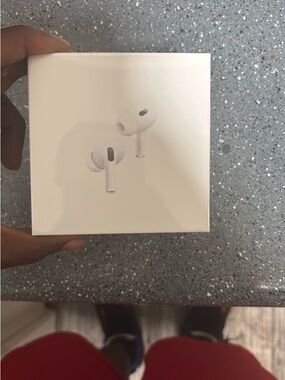 Wireless Earbud Headphones - White